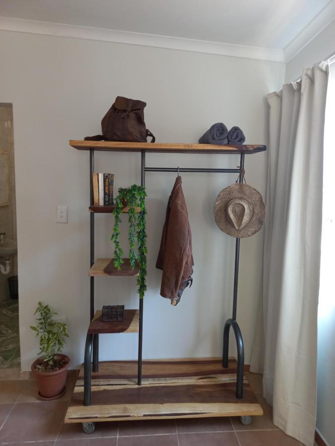 Urban Farm Haus Guesthouse Rundu Kültér fotó